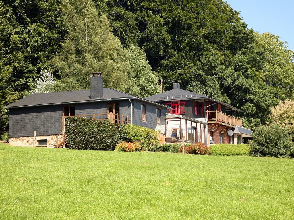 Attached Gite On The Edge Of The Forest Trois-Ponts Exterior photo